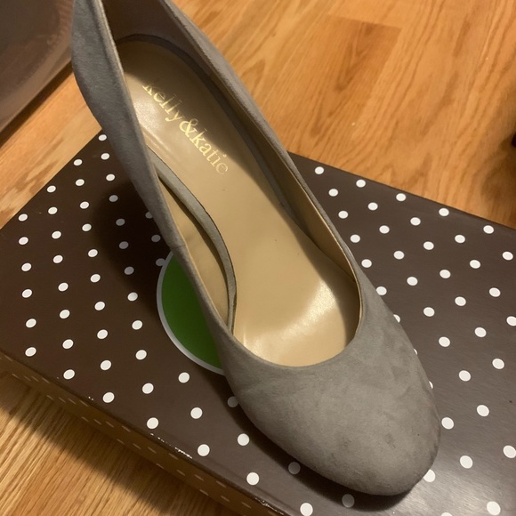 Kelly & Katie Shoes - Grey suede high heels  2/$20 ❤️